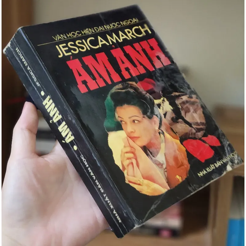 Tiểu thuyết Mỹ của tác giả Jessica March: ÁM ẢNH 705513