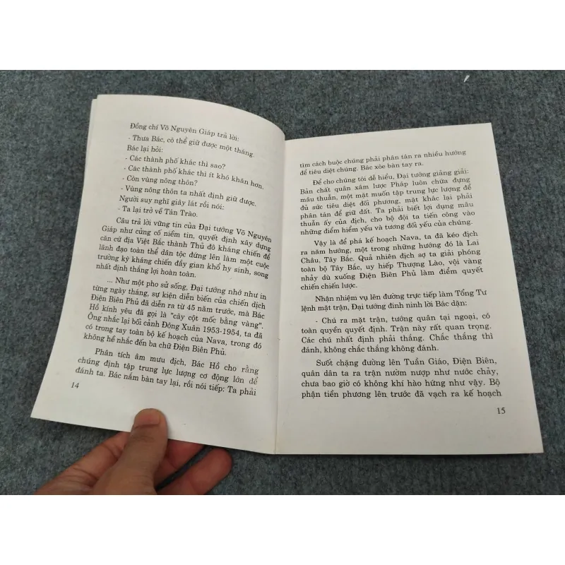 TÌNH CẢM BÁC HỒ VỚI CÁC TƯỚNG LĨNH 990641