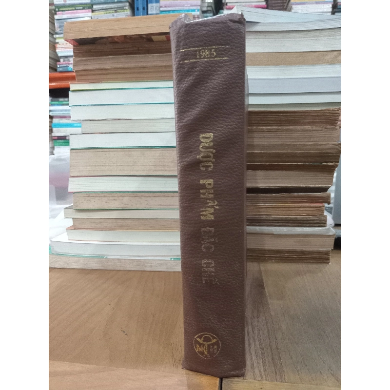 Cách sử dụng dược phẩm đặc chế trong nước và ngoài nước - Ngô Thế Hùng, Nguyễn Quang Tiệm, Võ Văn Phước 934202