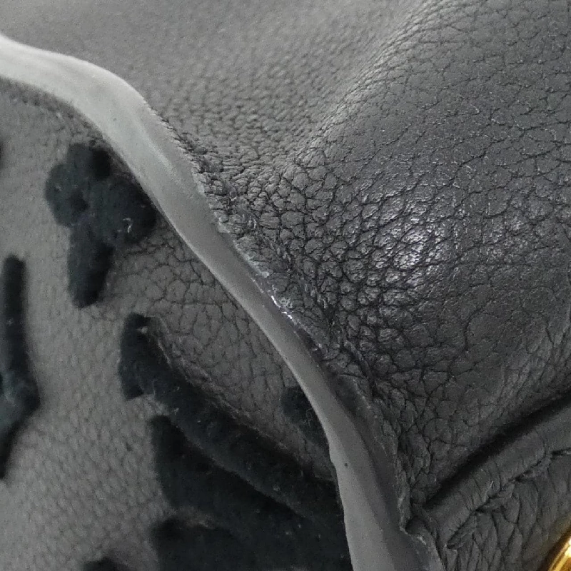 Túi Louis Vuitton Monogram Taffeta On My Side MM M53826 618230