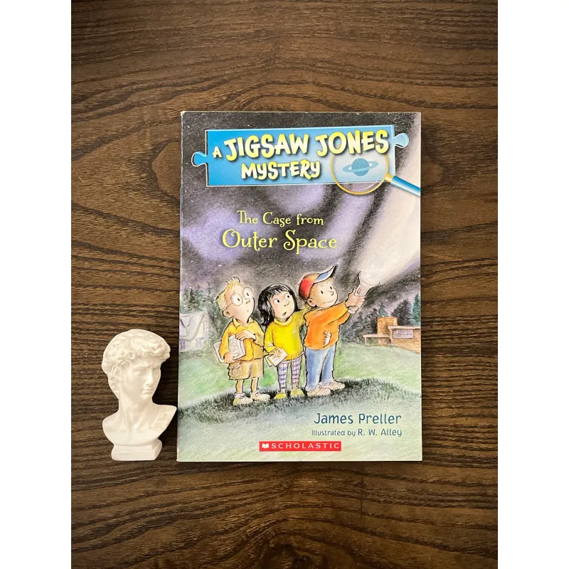 Jigsaw Jones Mysteries: The Case from Outer Space 975019