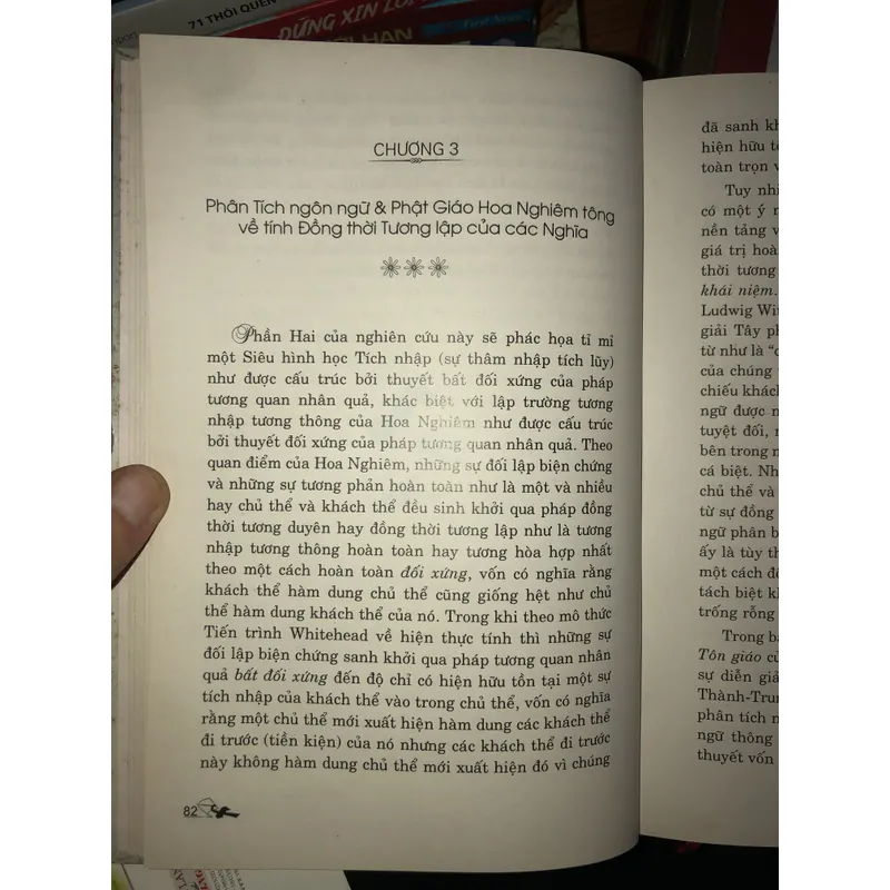 Siêu hình học tiến trình & triết học Phật giáo Hoa Nghiêm Tông  593958