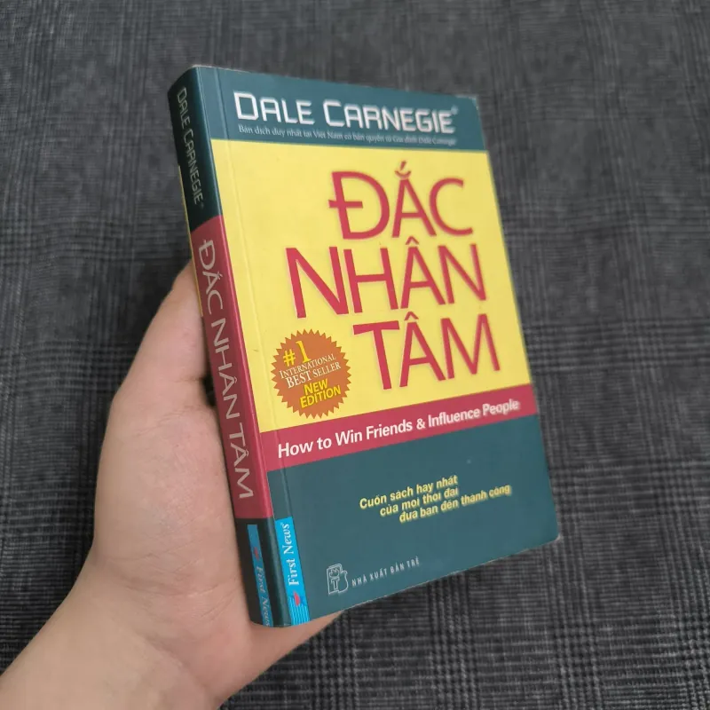 Đắc Nhân Tâm (sách bỏ túi) - Dale Carnegie 557676