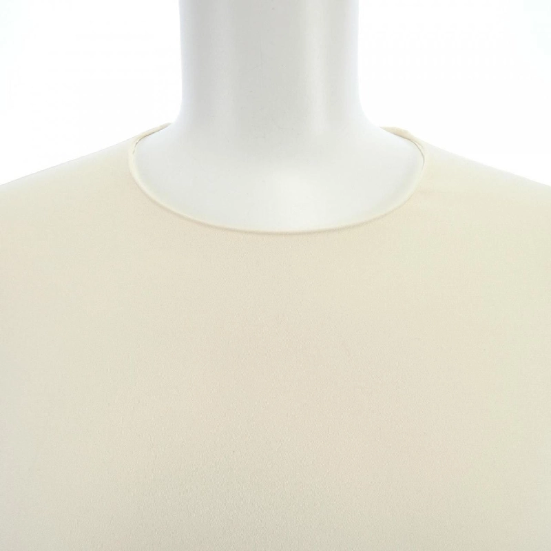 Áo thun VALENTINO - Hàng hiệu Authentic 826677