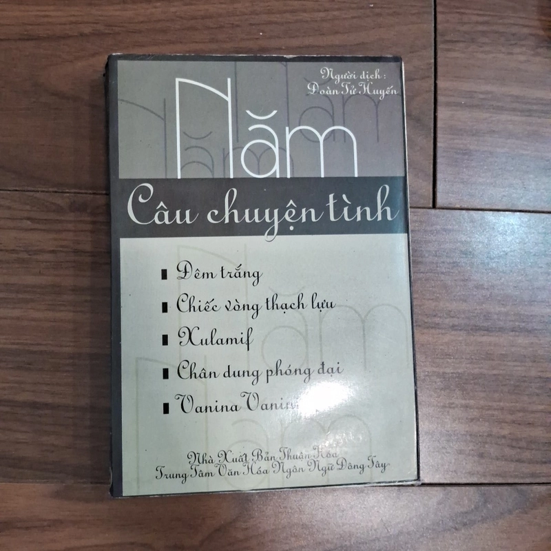 Năm câu chuyện tình 506758