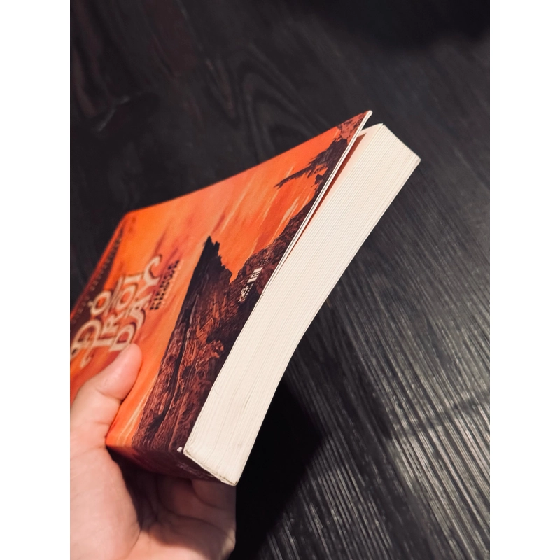 Đỏ trỗi dậy 472763