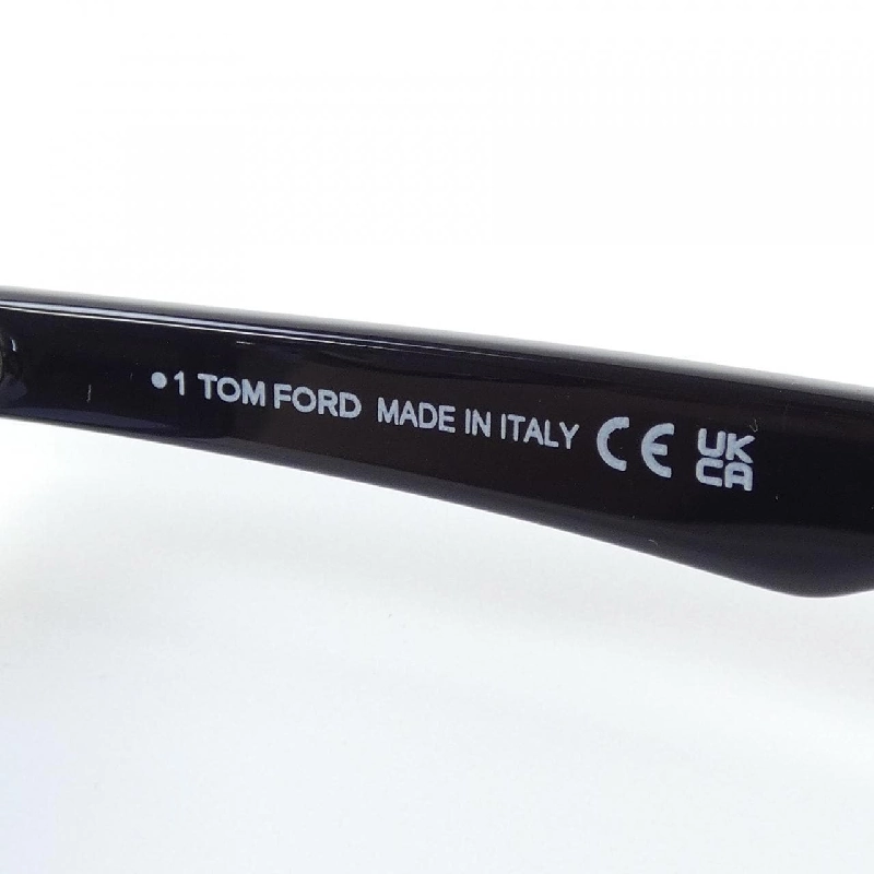 KÍNH MÁT TOM FORD - Hàng hiệu Authentic 884569