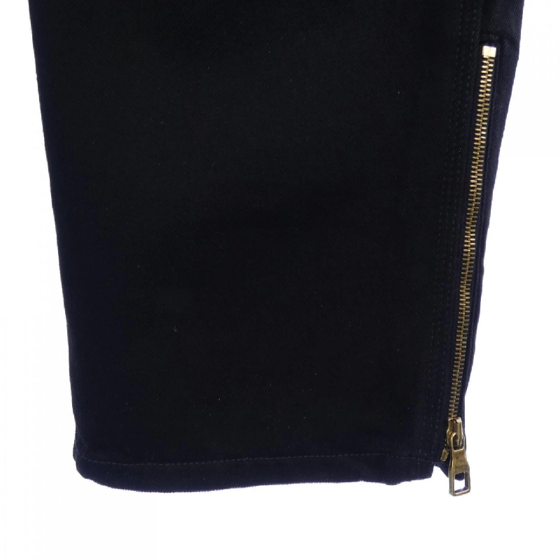 Quần jeans LOUIS VUITTON chi tiết Monogram Carpenter Denim HND10WOK4 - Hàng hiệu Authentic 897226