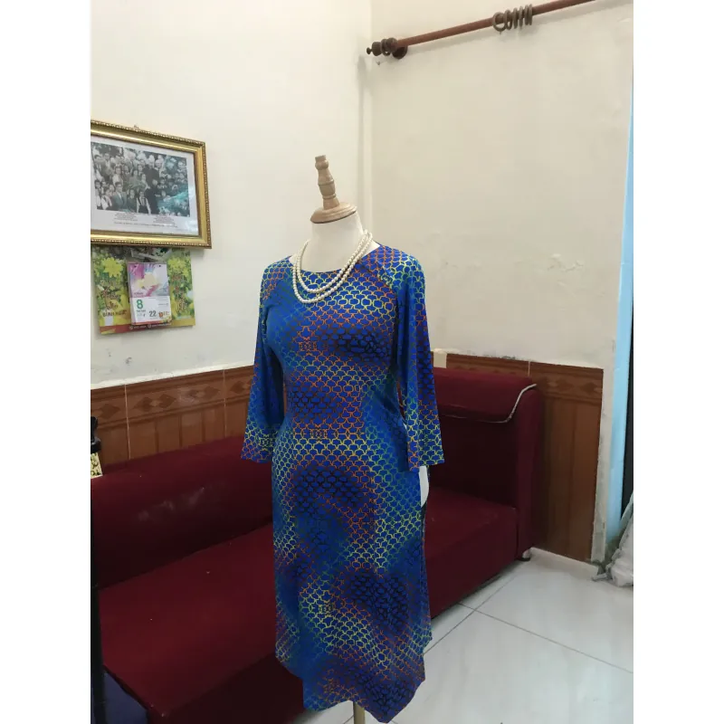 Áo dài họa tiết vảy cá đa sắc Retro Mới 98% (không kèm quần) 1041960
