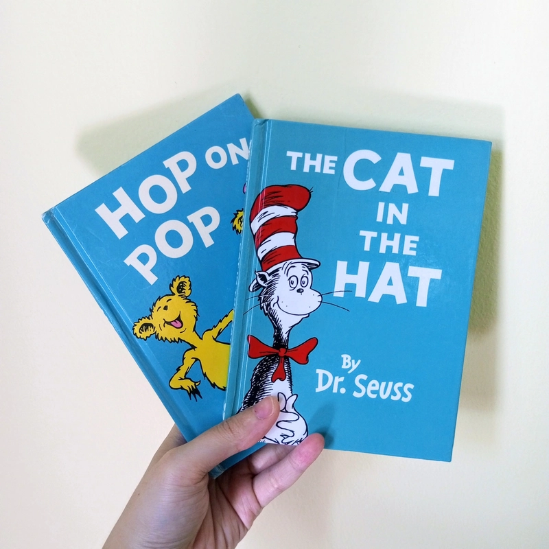 ‎[Ngoại văn] Thơ của Dr. Seuss Hop On Pop và The Cat In The Hat Luyện đọc Tiếng Anh 548926