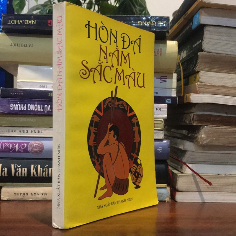 HÒN ĐÁ NĂM SẮC MÀU 479213