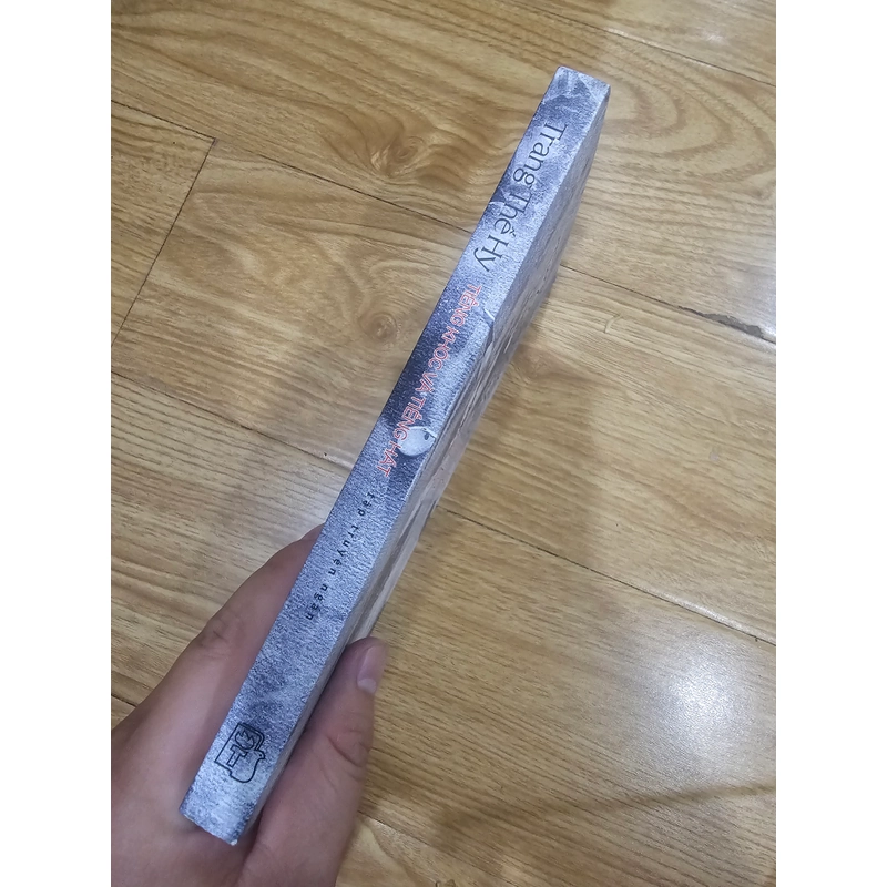 Tiếng khóc và Tiếng hát - Trang Thế Hy 451736