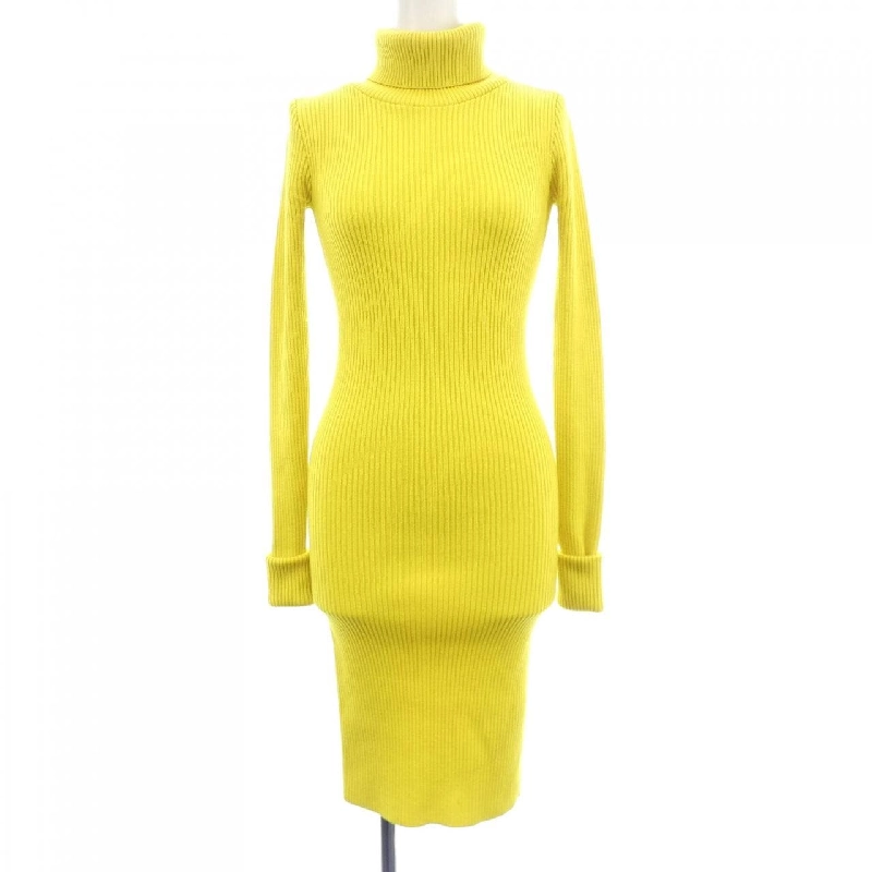 【Mã giảm giá】JACQUEMUS Đầm 653933