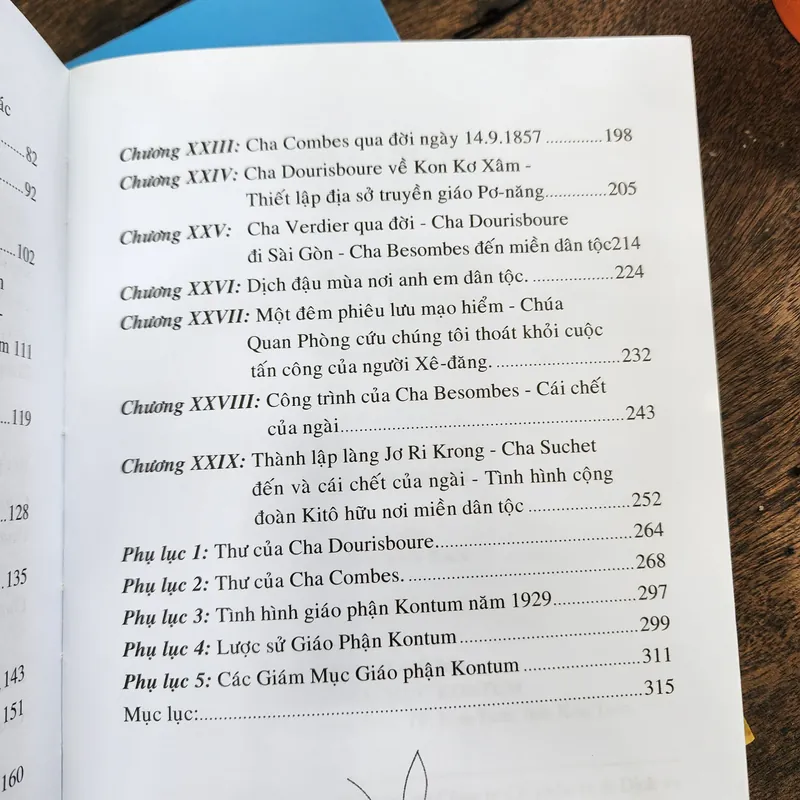 Dân làng Hồ | P. Dourisboure 553632