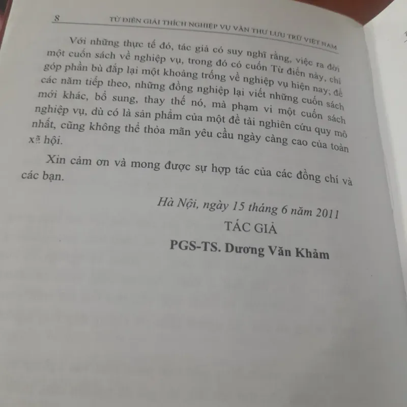 Từ điển GIẢI THÍCH NGHIỆP VỤ VĂN THƯ LƯU TRỮ VIỆT NAM 1022067
