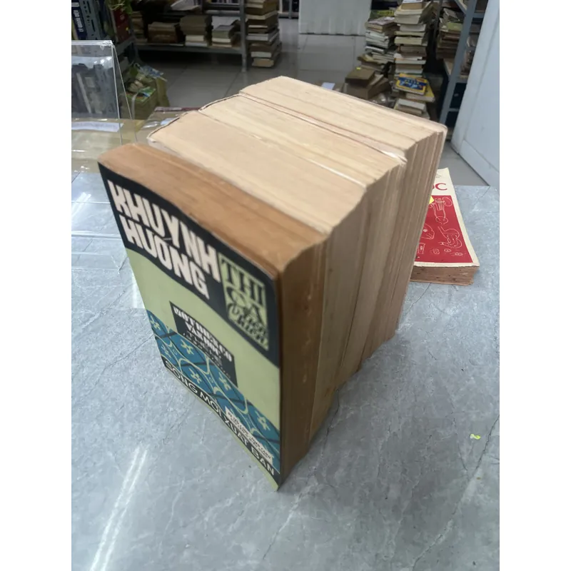 VIỆT NAM THI NHÂN TIỀN CHIẾN & KHUYNH HƯỚNG THI CA TIỀN CHIẾN - NGUYỄN TẤN LONG 717060