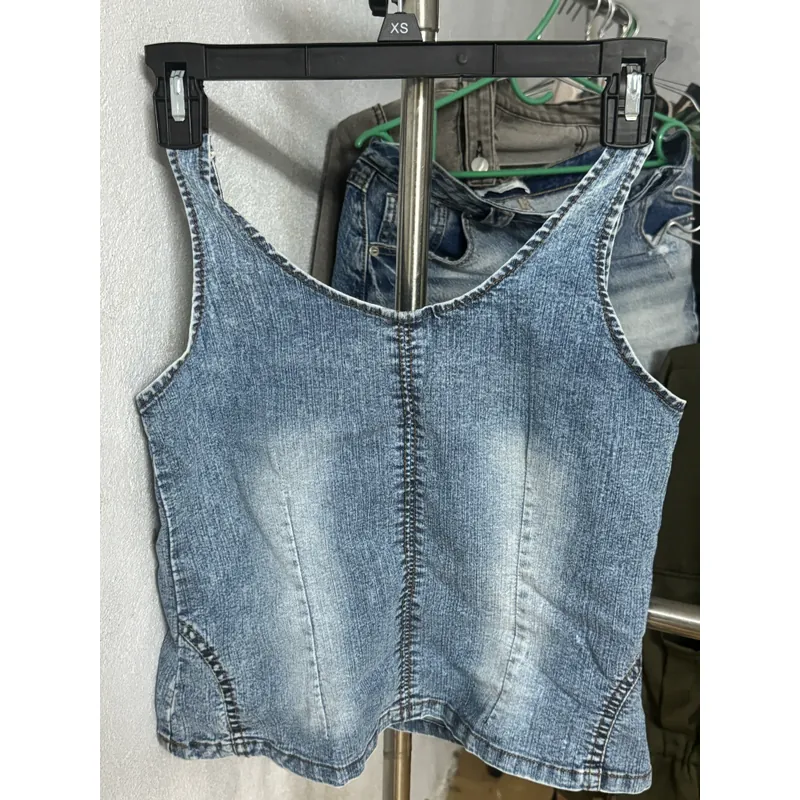 Áo dây hoạ tiết jean phong cách độc đáo 553319