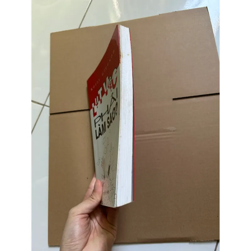 Lụt việc phải làm sao? - KERRY GLEESON 747613