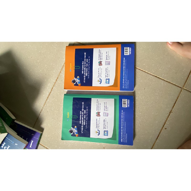 Siêu trọng tâm toán lý hóa văn anh lớp 10 chương trình mới 8274