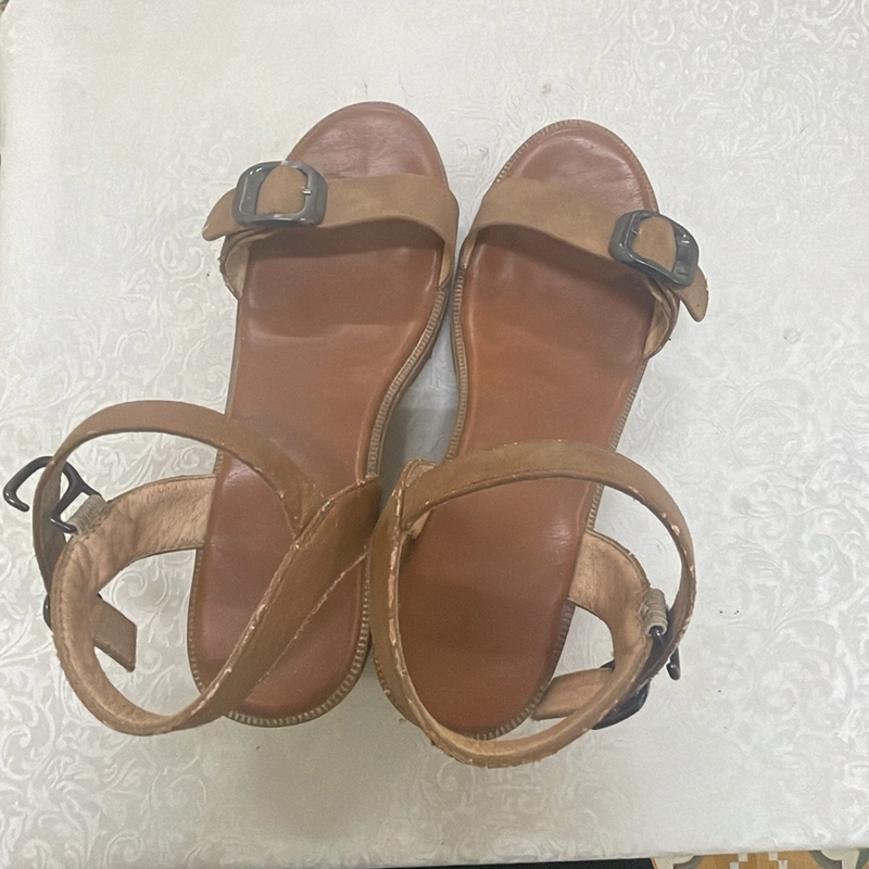 Sandal đế đúc 6cm, màu nâu, da lộn 302718