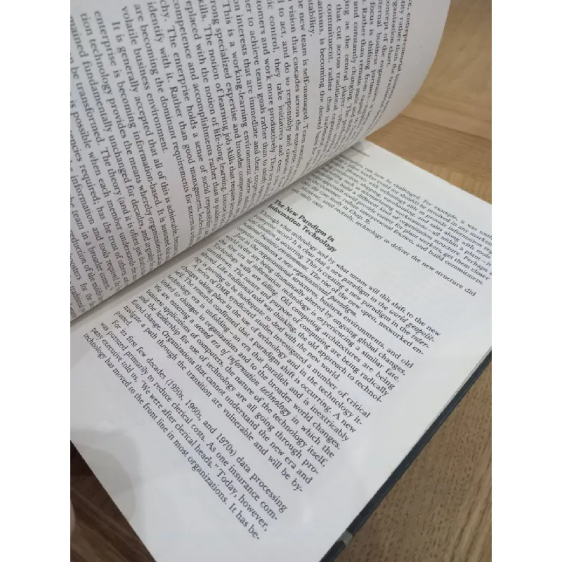 Paradigm Shift - Don Tapscott, Art Caston 599309