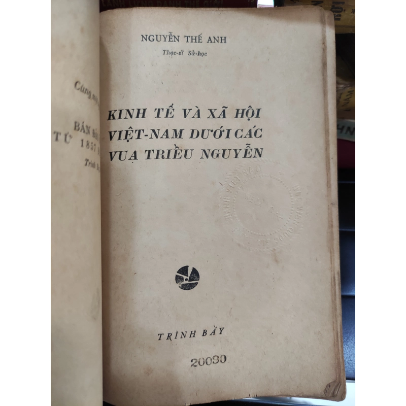 Kinh tế và xã hội Việt Nam dưới các vua triều Nguyễn 298403