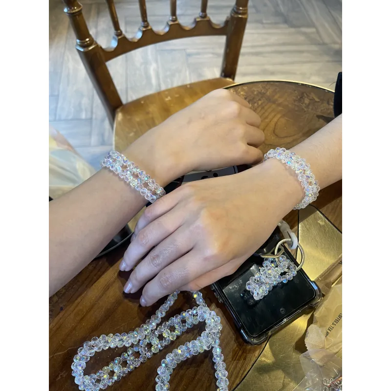 Mình có sẵn vòng tay làm theo yêu cầu  1002390