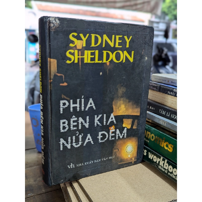 Phía bên kia nửa đêm - Sidney Sheldon 126419