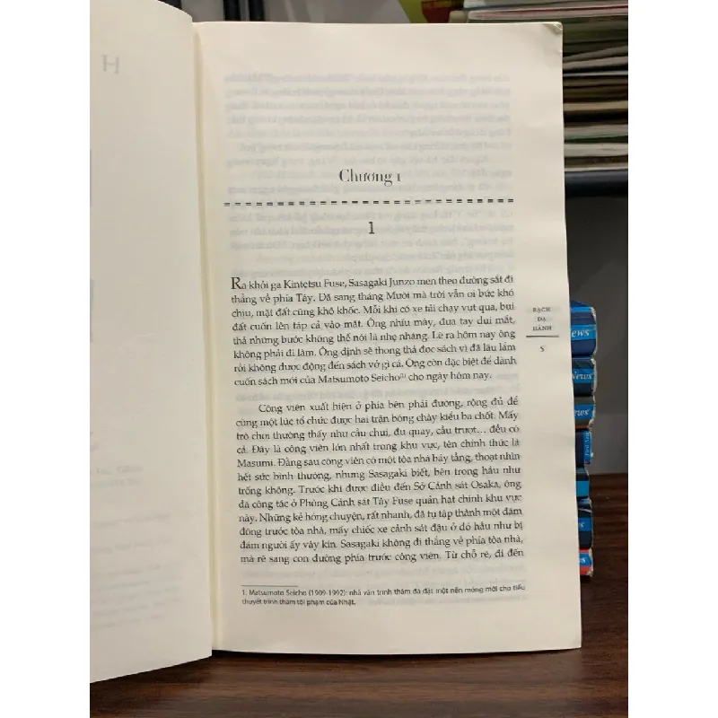 Bạch dạ hành - Higashino Keigo 714496