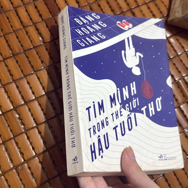 Tìm mình trong thế giới hậu tuổi thơ 517956