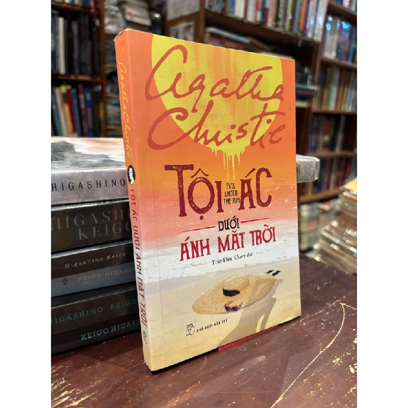 Tội ác dưới ánh mặt trời - Agatha Christie 348428