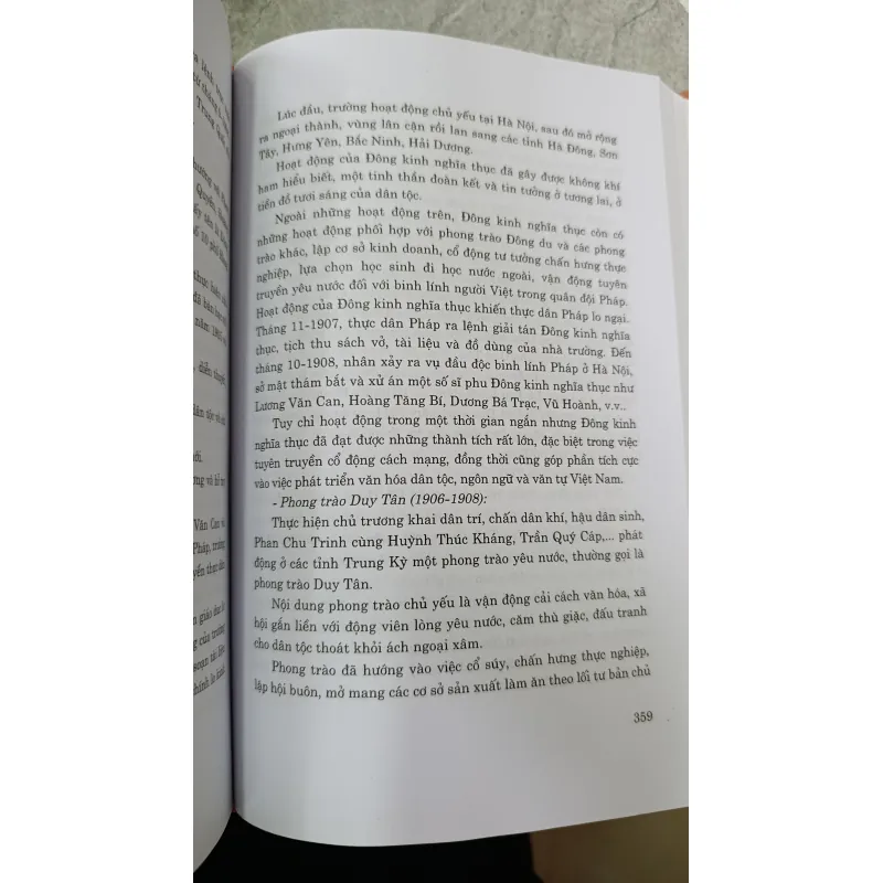 LỊCH SỬ VIỆT NAM GIẢN YẾU - CHỦ BIÊN: GS. LƯƠNG NINH 723123