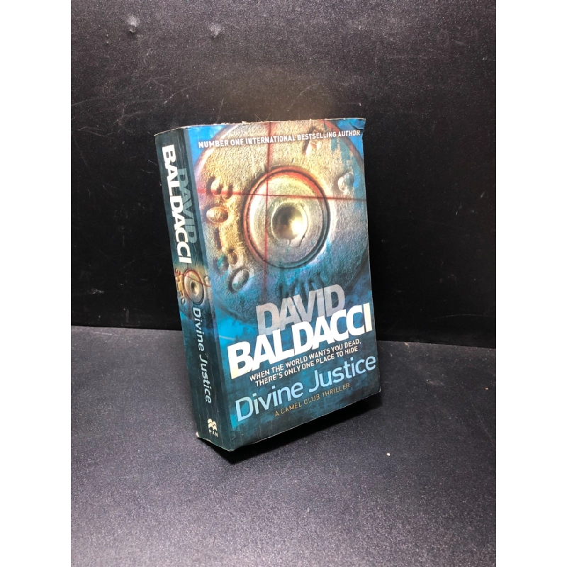 [Phiên Chợ Sách Cũ] Divine Justice David Baldacci mới 75%và chày sước HCM0111 2303 417052