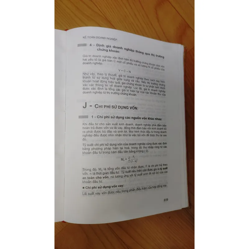 BÁCH  KHOA KINH TẾ HỌC  698395