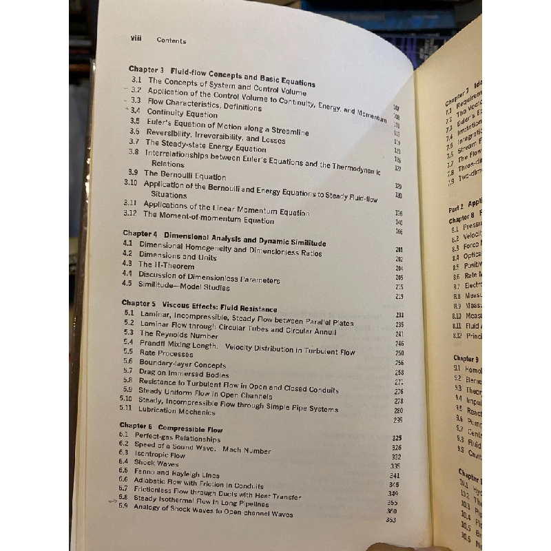 Fluid Mechanics, 5th edition - Victor L. Streeter 518889