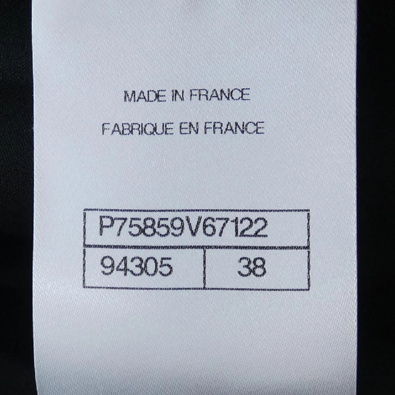 CHANEL P75859V67122 Cape - Hàng hiệu Authentic 823300