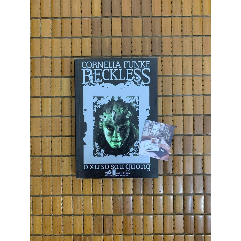 Reckless ở xứ sở sau gương Cornelia Funke 546086