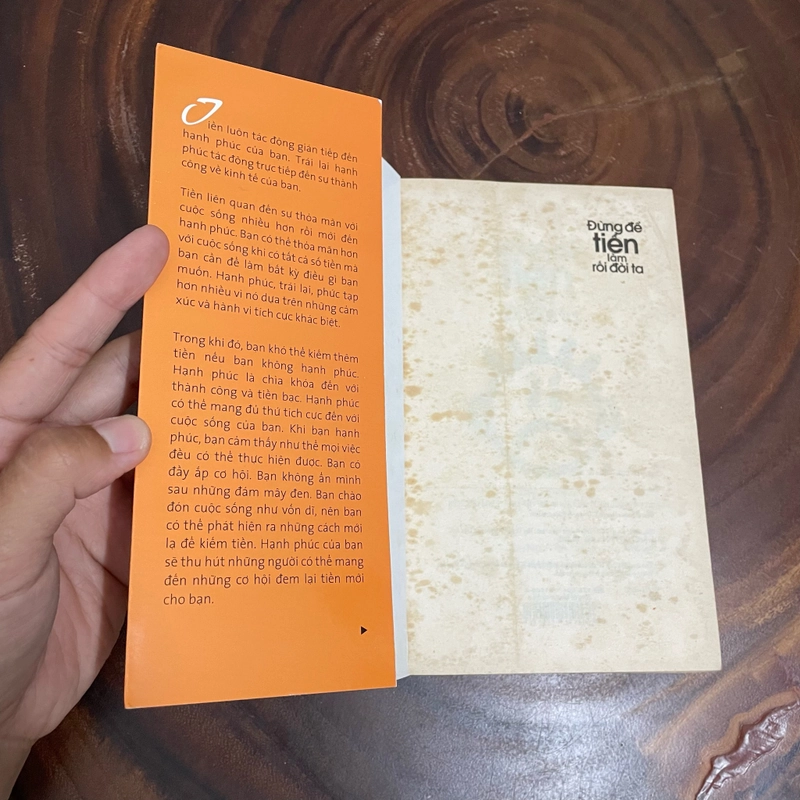 II Tựa sách: Đừng Để Tiền Làm Rối Đời Ta - Xuân Nguyễn - 2015 443813