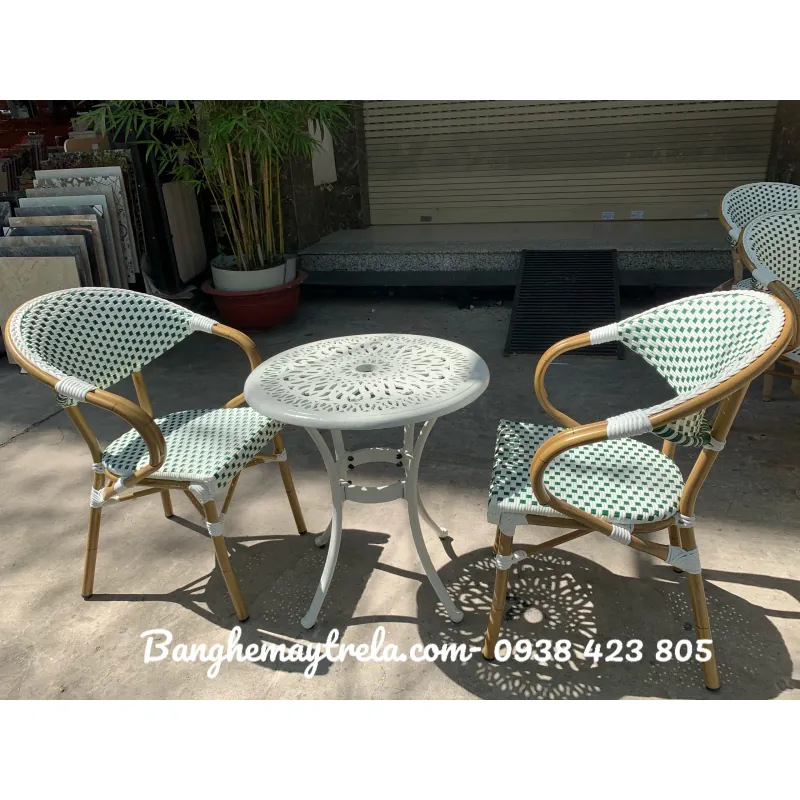 Bàn ghế nhôm đúc ngoài trời 696826