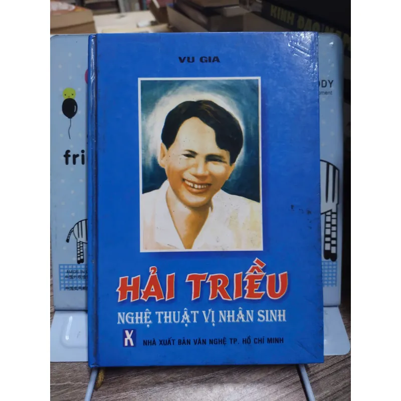 Sách: Hải Triều - Nghệ thuật vị nhân sinh - Tác giả: Vu Gia (A3) 599528