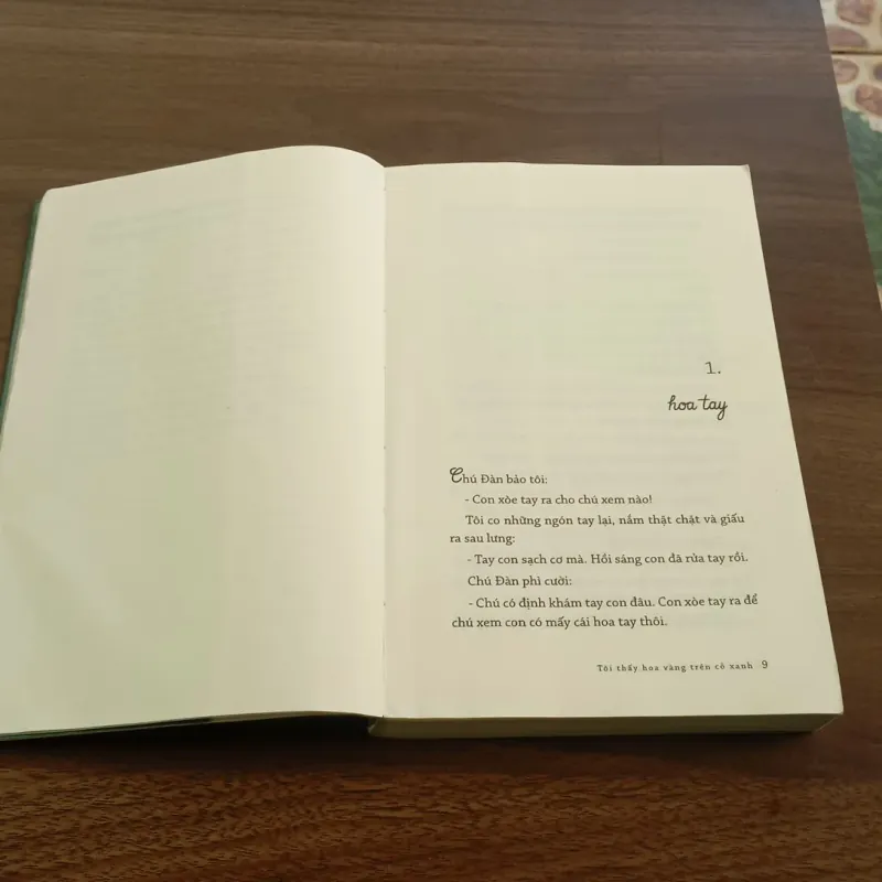 Sách Tôi thấy hoa vàng trên cỏ xanh 1002940