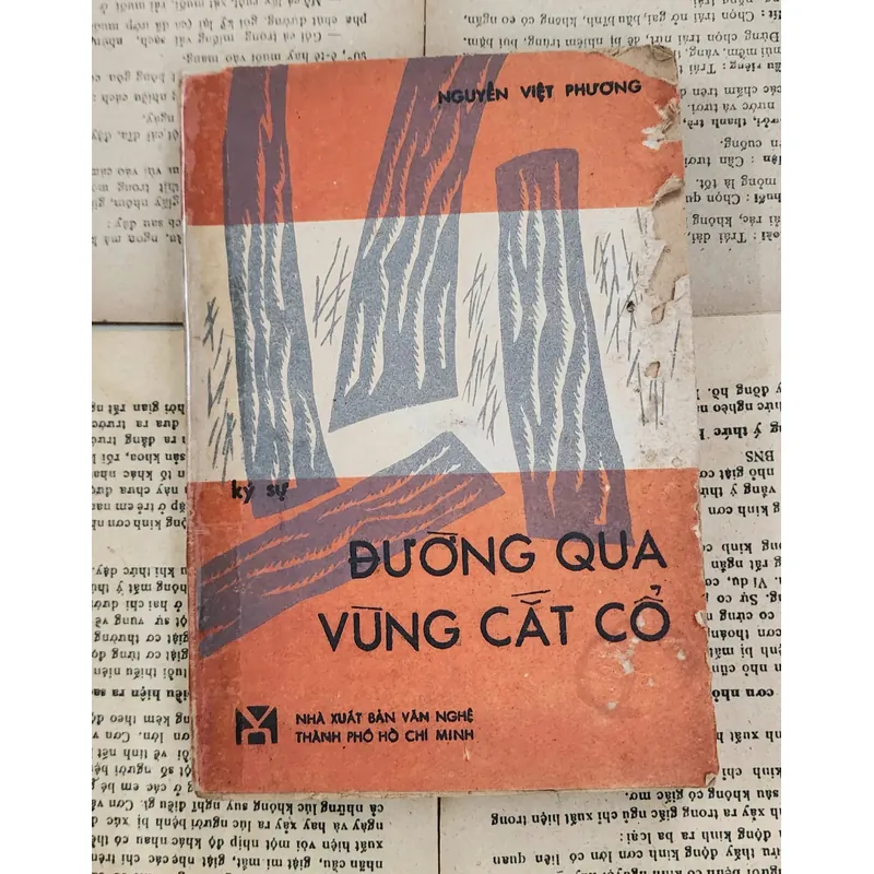 Đường qua vùng cắt cổ, tác giả Nguyễn Việt Phương 707783