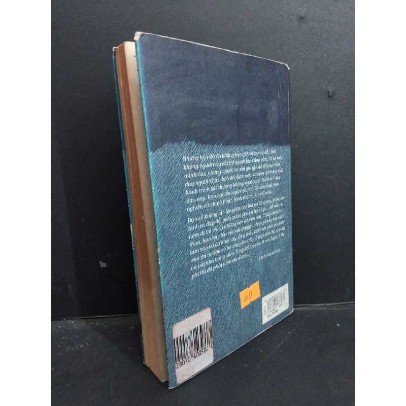 Gáy người thì lạnh mới 70% ố vàng rách gáy nhẹ có viết trang đầu và cuối 2012 HCM1001 Nguyễn Ngọc Tư VĂN HỌC 918316