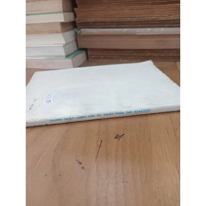 Những tuyệt chiêu của võ thuật phản thế Karatedo - Phan Kim Huê, M. Nakayama 1004325