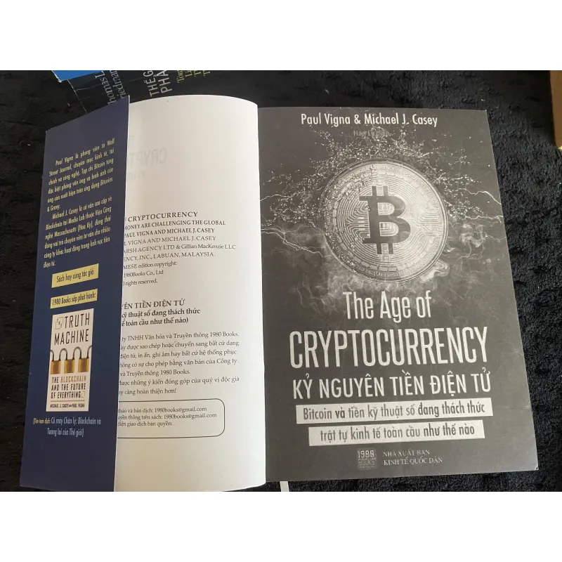 The Age of Cryptocurrency - Kỷ nguyên tiền điện tử.-Paul Vigna và Michael J. Casey. 1031206