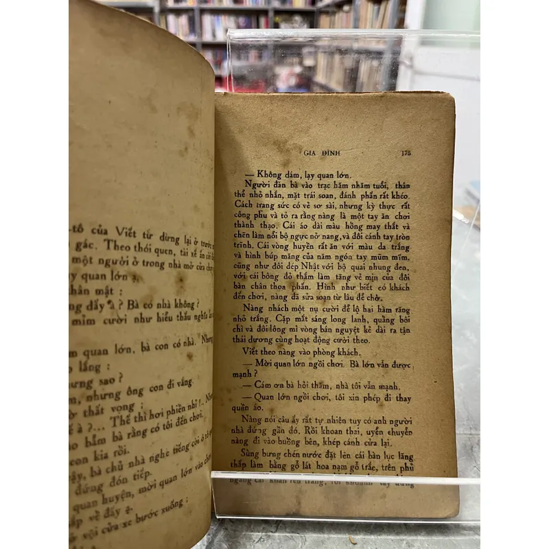 GIA ĐÌNH - KHÁI HƯNG (2 cuốn) 714515