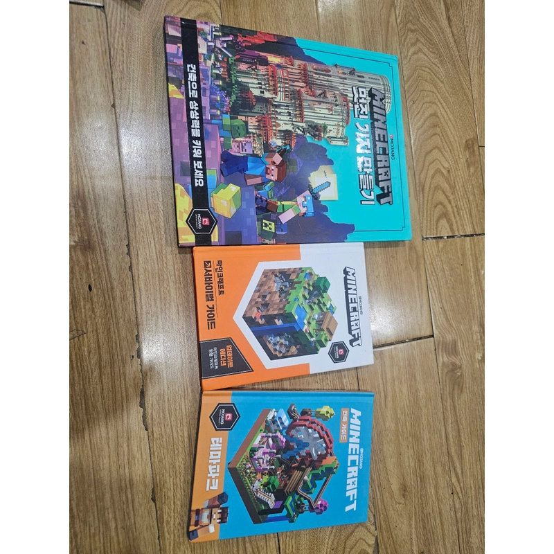 Combo 3q Minecraft bìa cứng như hình 
100k 537057