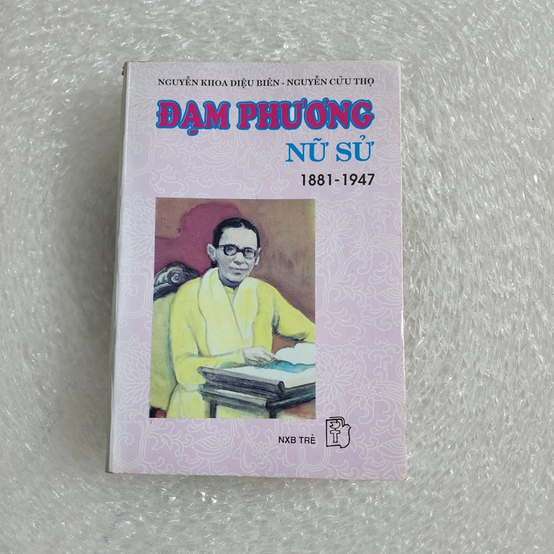 Đạm Phương nữ sử 1881-1947 | Nguyễn Khoa Diệu Biên  445977