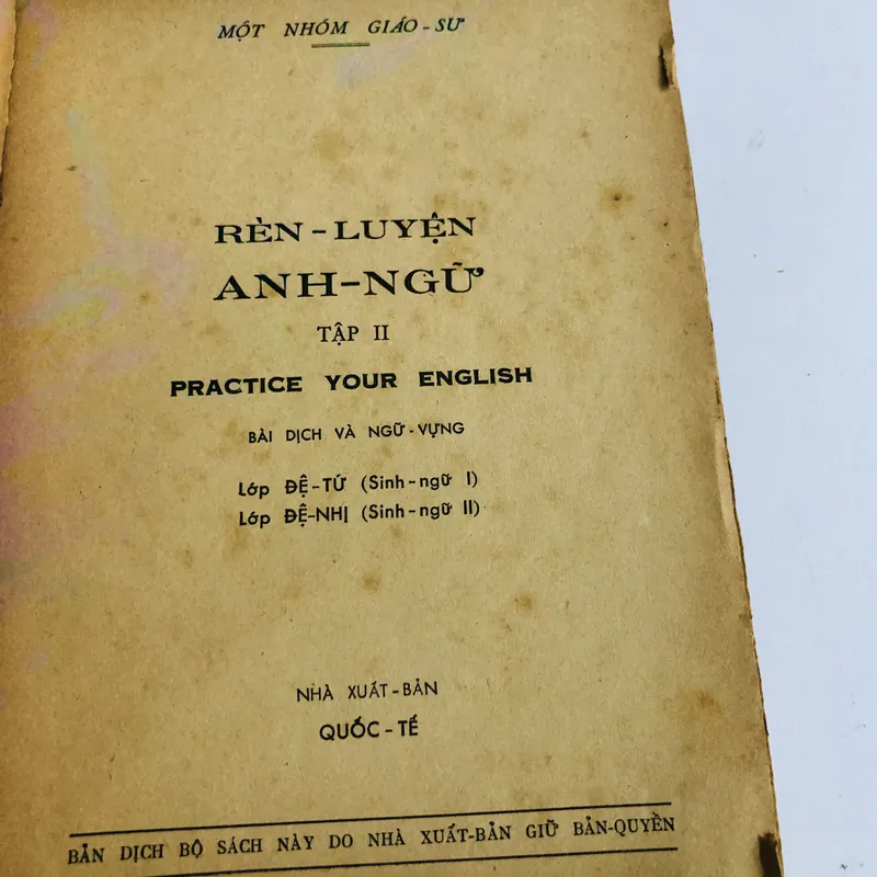 RÈN LUYỆN ANH NGỮ – Tập 1 & 2 năm 1960 718094