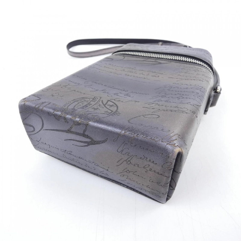 Berluti フリースクリットスワイプレザーメッセンジャー BAG - Hàng hiệu Authentic 902726